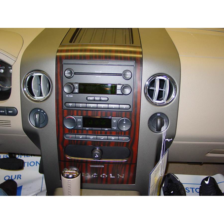 2007 Lincoln Mark LT Factory Radio