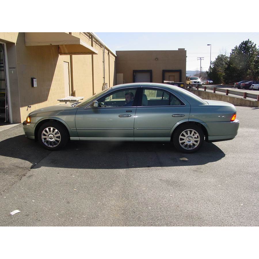 2003 Lincoln LS Exterior
