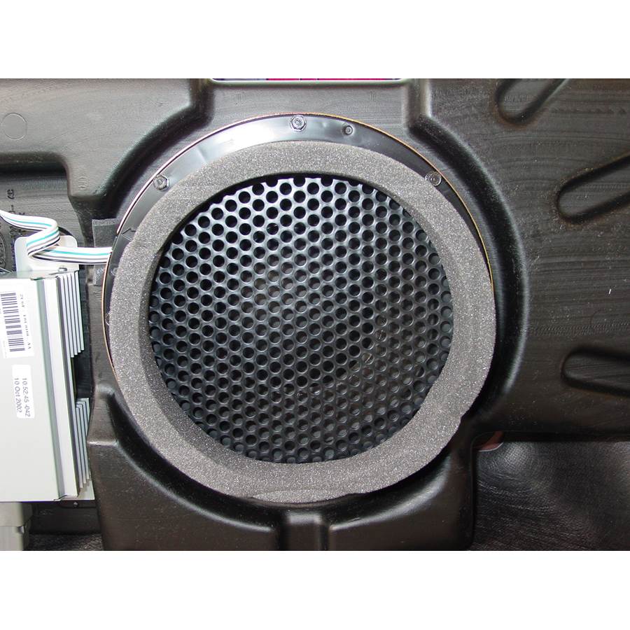 2003 Lincoln Aviator Far-rear side speaker