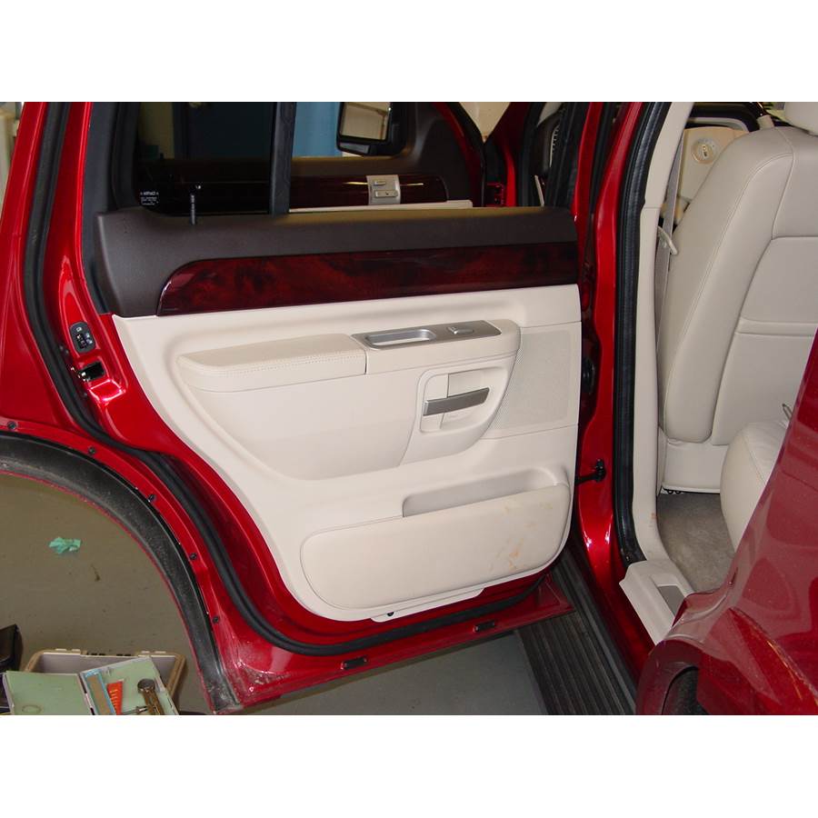 2003 Lincoln Aviator Rear door speaker location