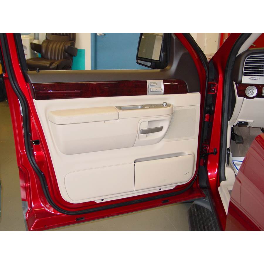 2003 Lincoln Aviator Front door speaker location