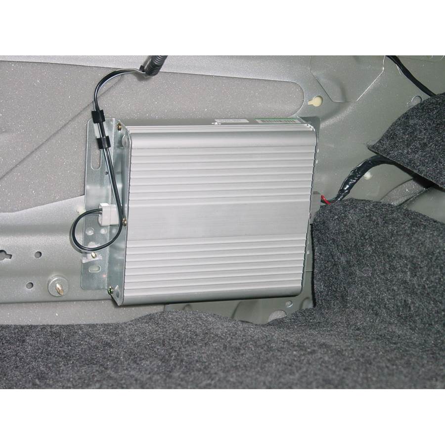 2000 Lincoln Town Car Factory amplifier