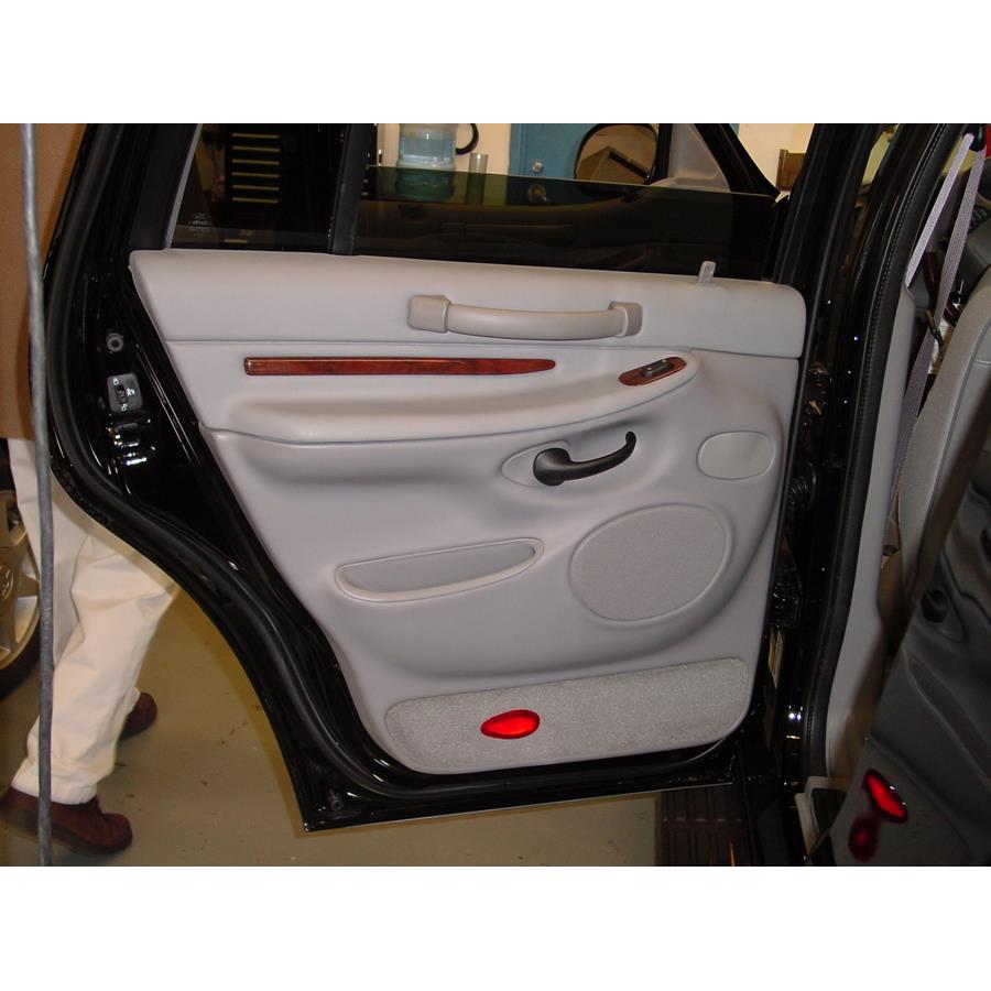 2002 Lincoln Navigator Rear door speaker location