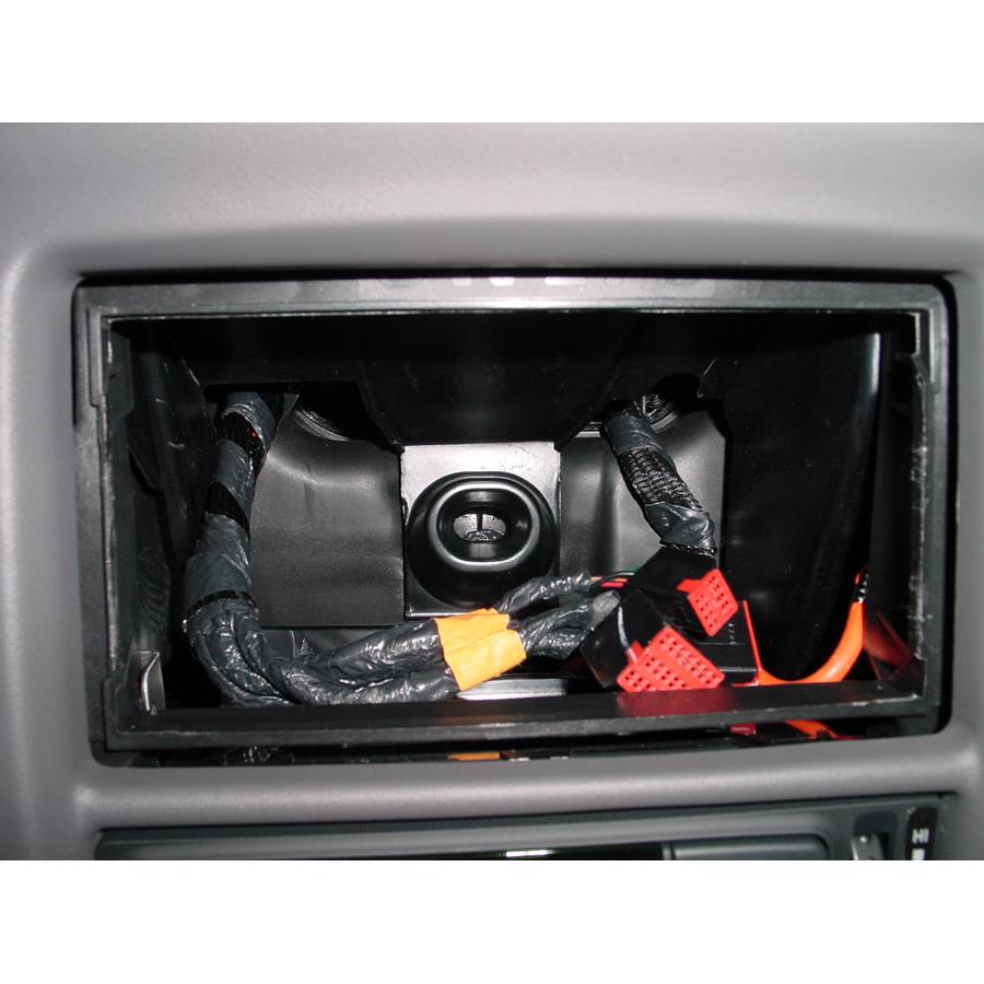 2002 Lincoln Navigator Factory radio removed