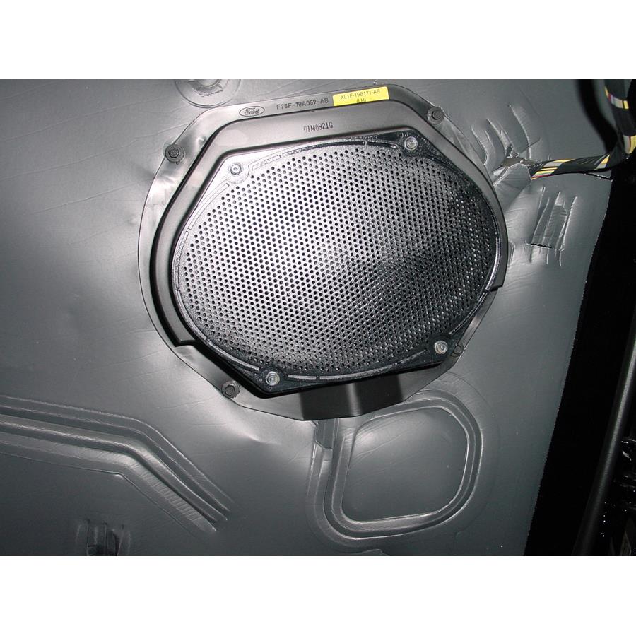 2002 Lincoln Navigator Rear door speaker