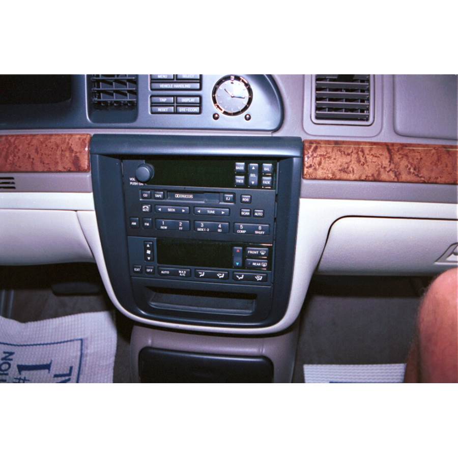1998 Lincoln Continental Factory Radio