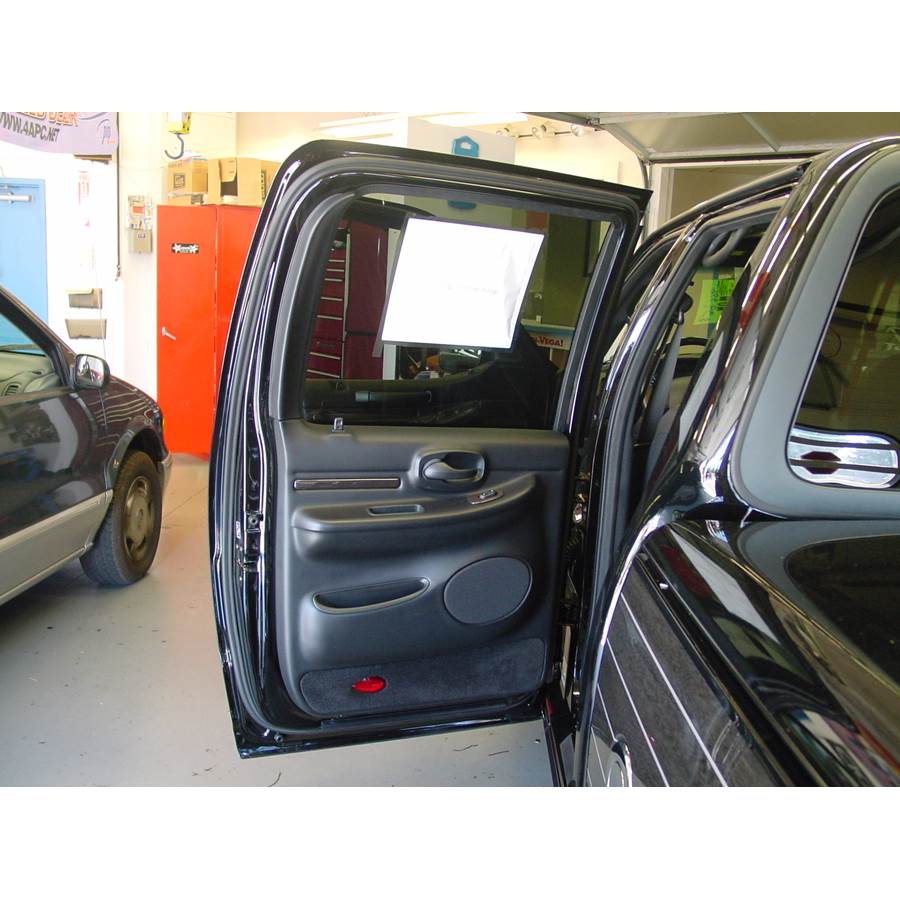 2002 Lincoln Blackwood Rear door speaker location