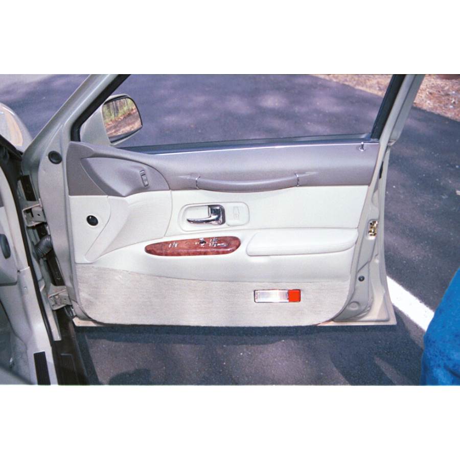 1996 Lincoln Town Car Front door speaker location