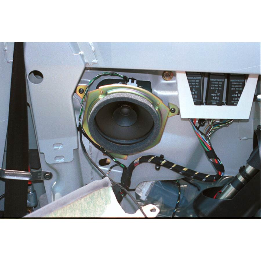 2000 Saab 9-3 Rear side panel speaker
