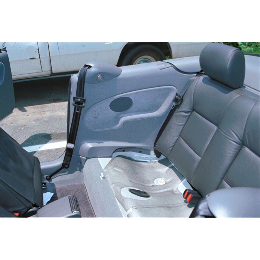 2000 Saab 9-3 Rear side panel speaker location