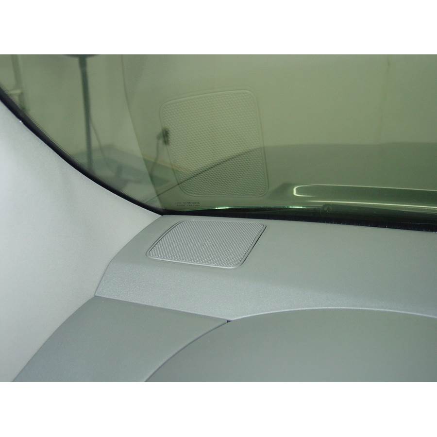 2011 Suzuki Equator Dash speaker location