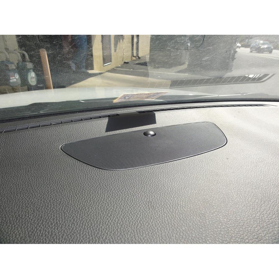 2013 Suzuki Kizashi Center dash speaker location