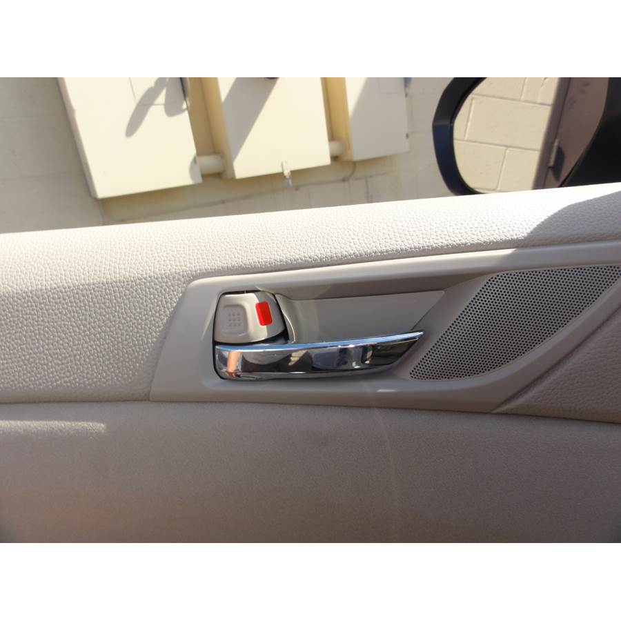 2012 Suzuki Kizashi Front door tweeter location