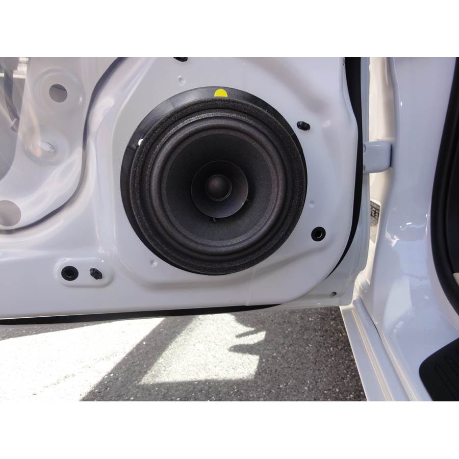 2012 Suzuki Kizashi Rear door speaker