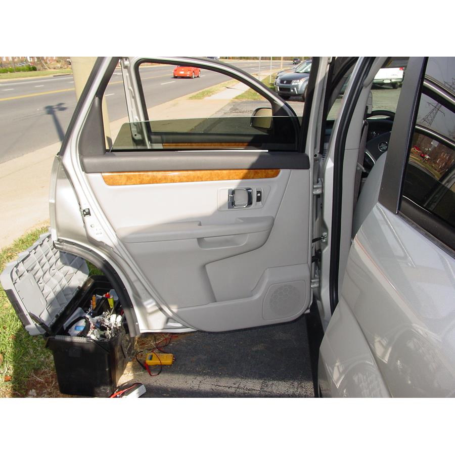 2009 Suzuki XL-7 Rear door speaker location