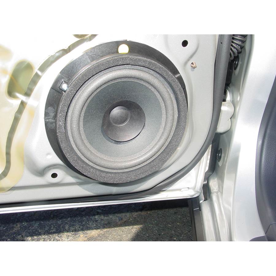 2007 Suzuki SX4 Front door speaker