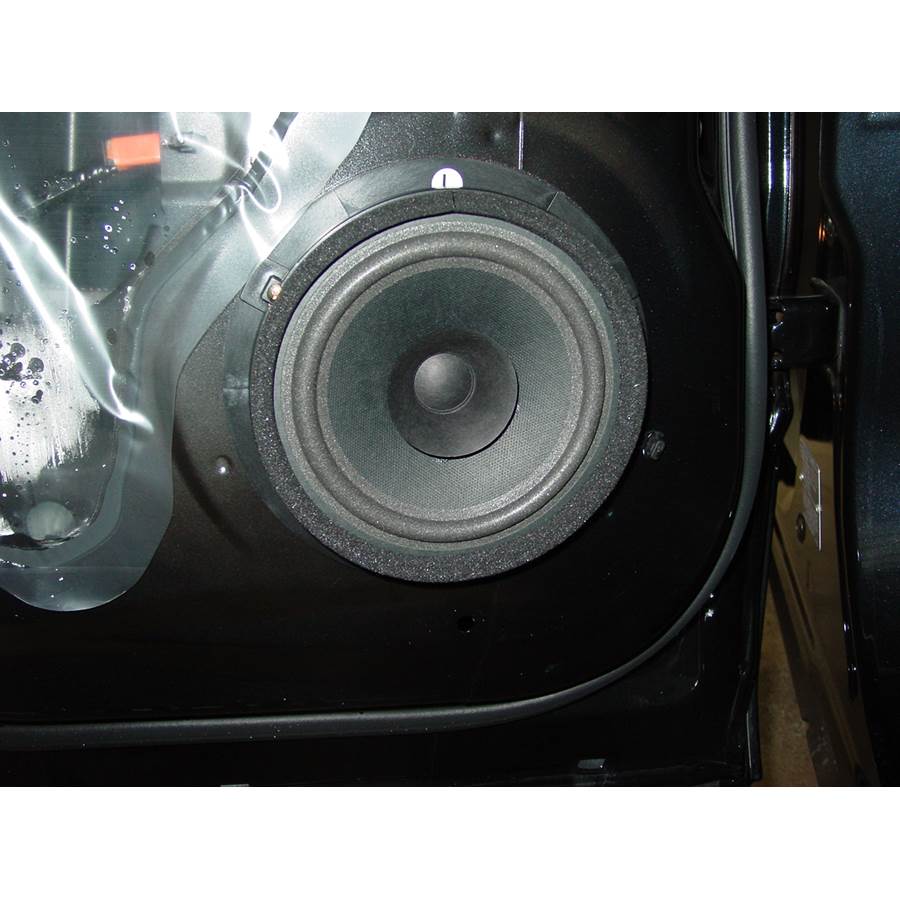 2009 Suzuki Grand Vitara Rear door speaker