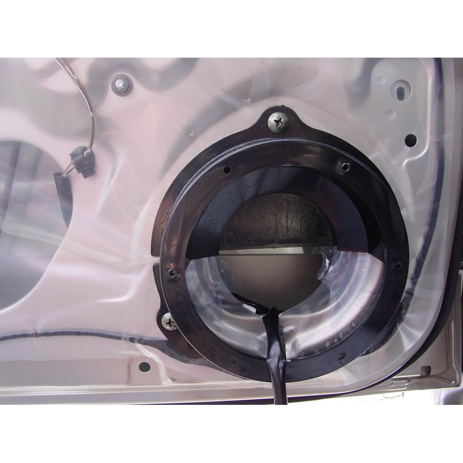 2003 Suzuki XL-7 Front speaker removed