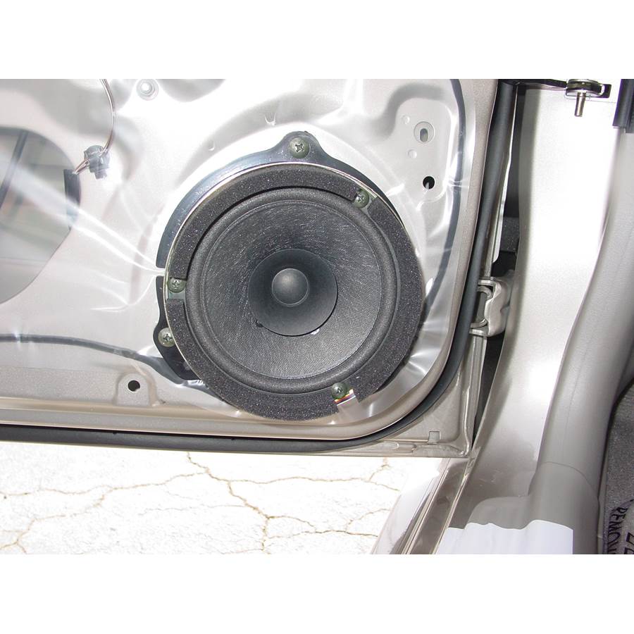 2003 Suzuki XL-7 Front door speaker