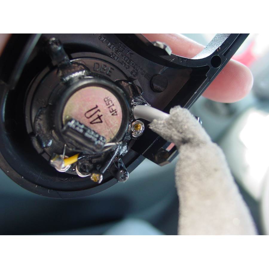 2007 Suzuki Reno Rear door tweeter