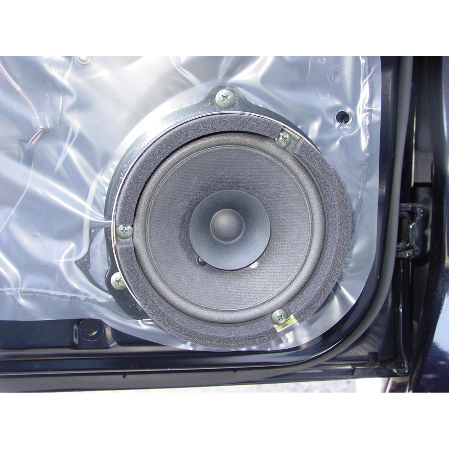 2005 Suzuki Grand Vitara Front door speaker