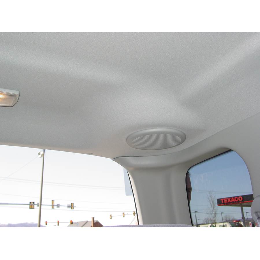 2003 Suzuki Grand Vitara Rear roof speaker location