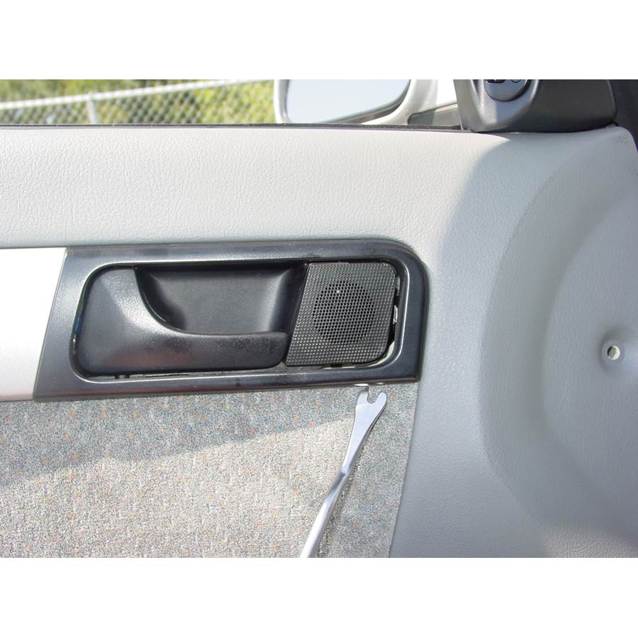 2004 Suzuki Forenza Front door tweeter location