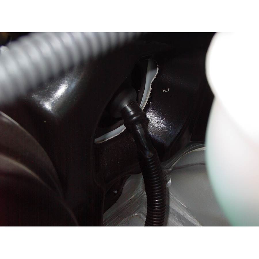 2006 Suzuki Forenza Firewall access