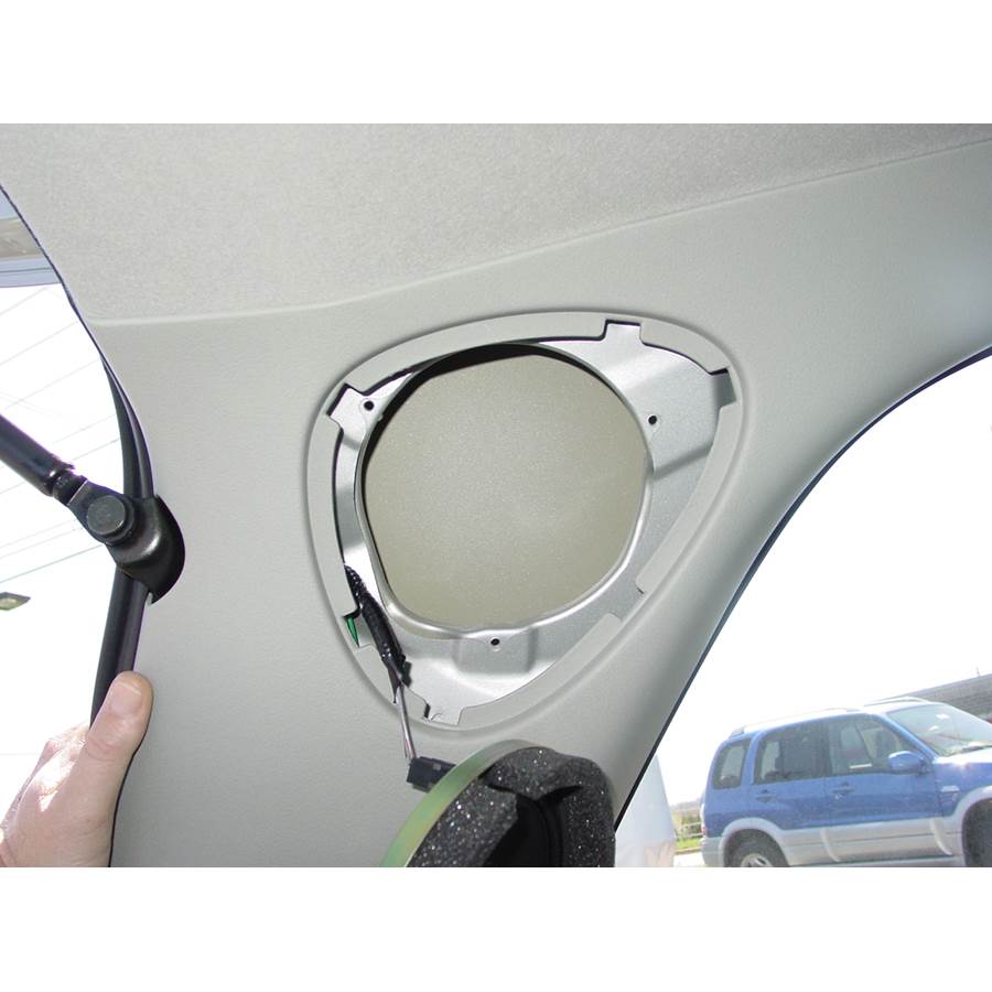 2006 Suzuki Aerio SX Rear pillar speaker removed