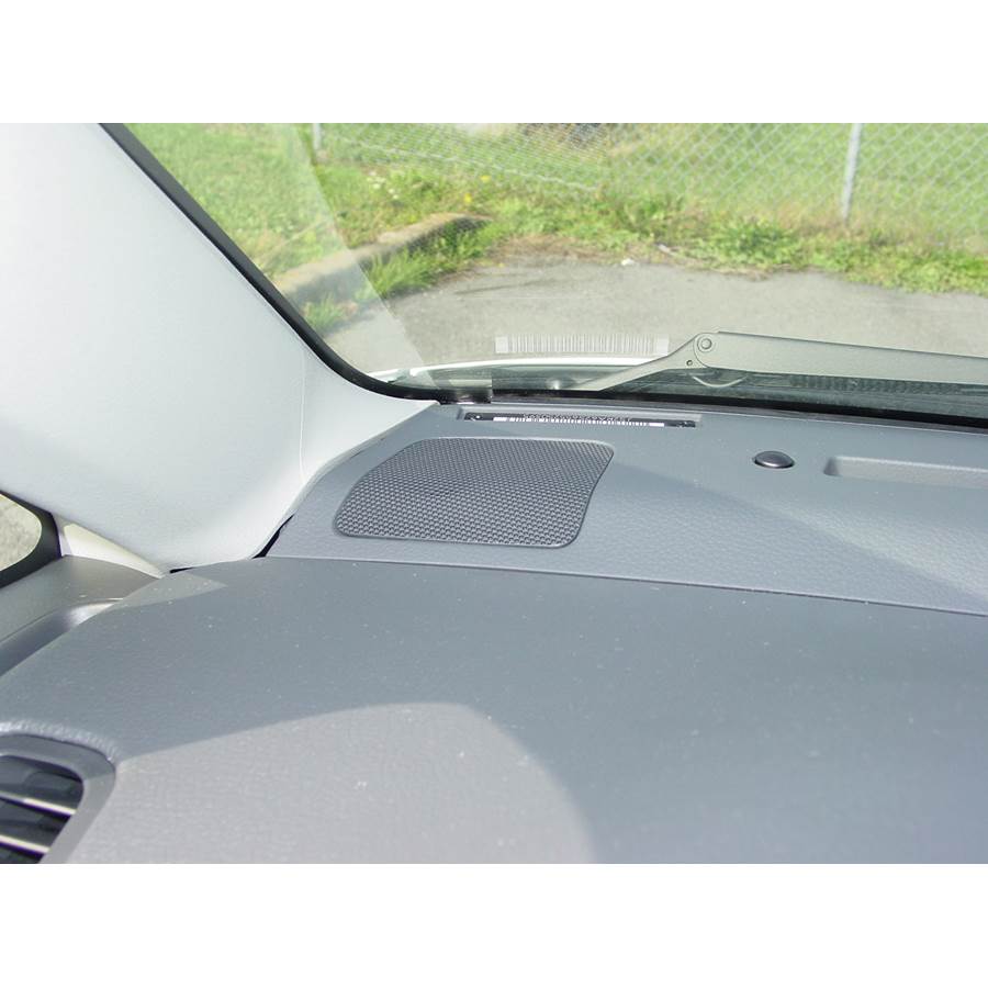 2005 Suzuki Aerio Dash speaker location