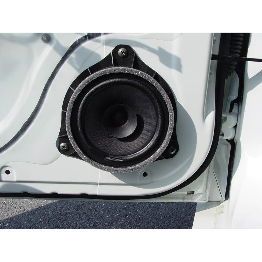 2005 Suzuki Aerio Front door speaker