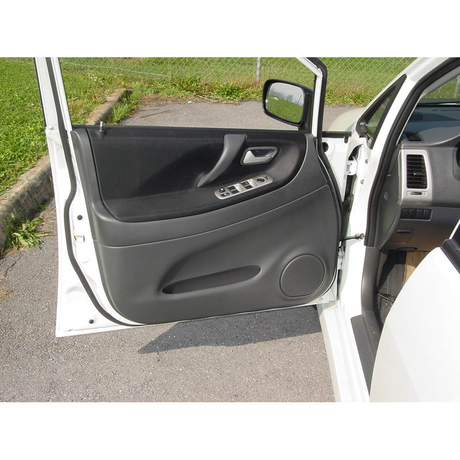 2007 Suzuki Aerio Front door speaker location