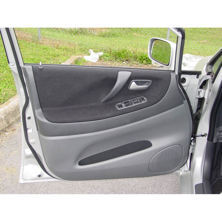 2004 Suzuki Aerio SX Front door speaker location
