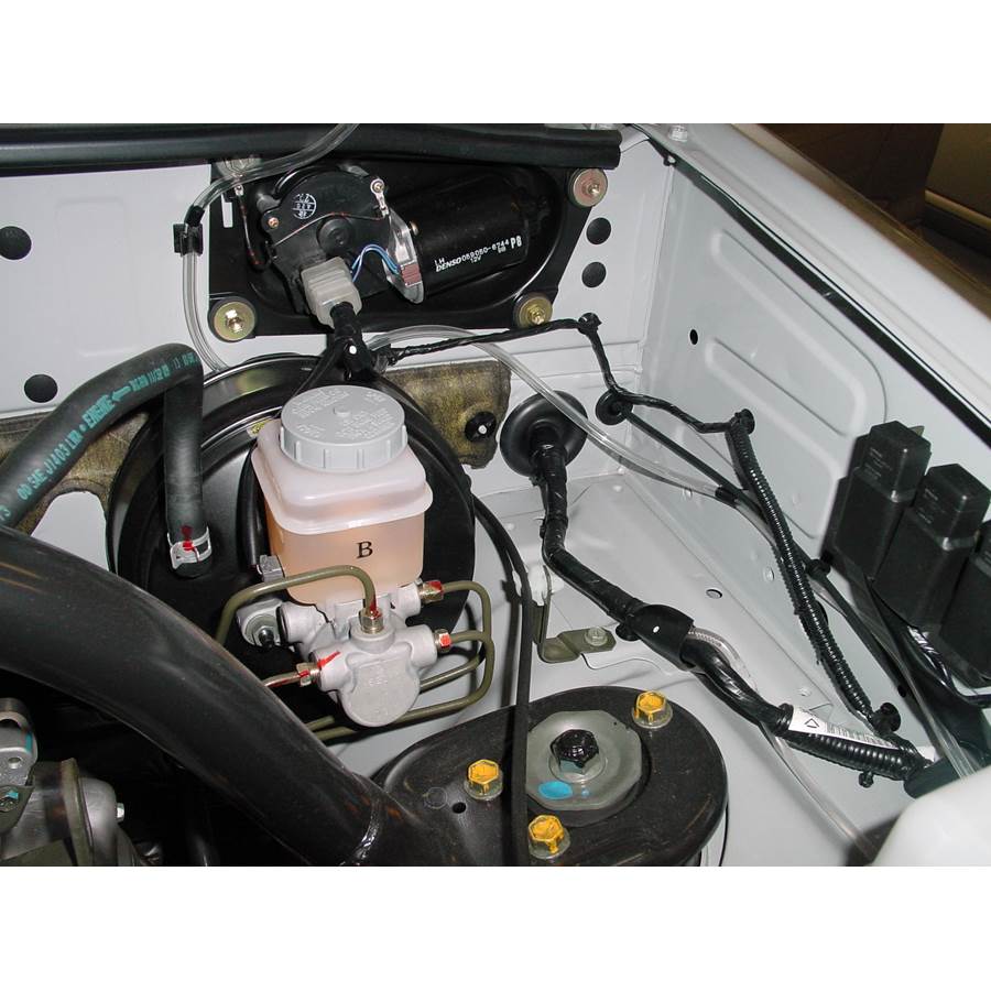 2001 Suzuki XL-7 Firewall access