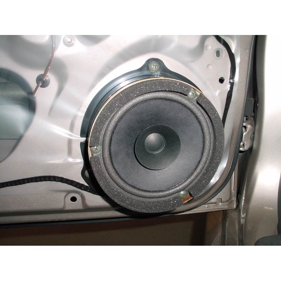 2001 Suzuki XL-7 Front door speaker