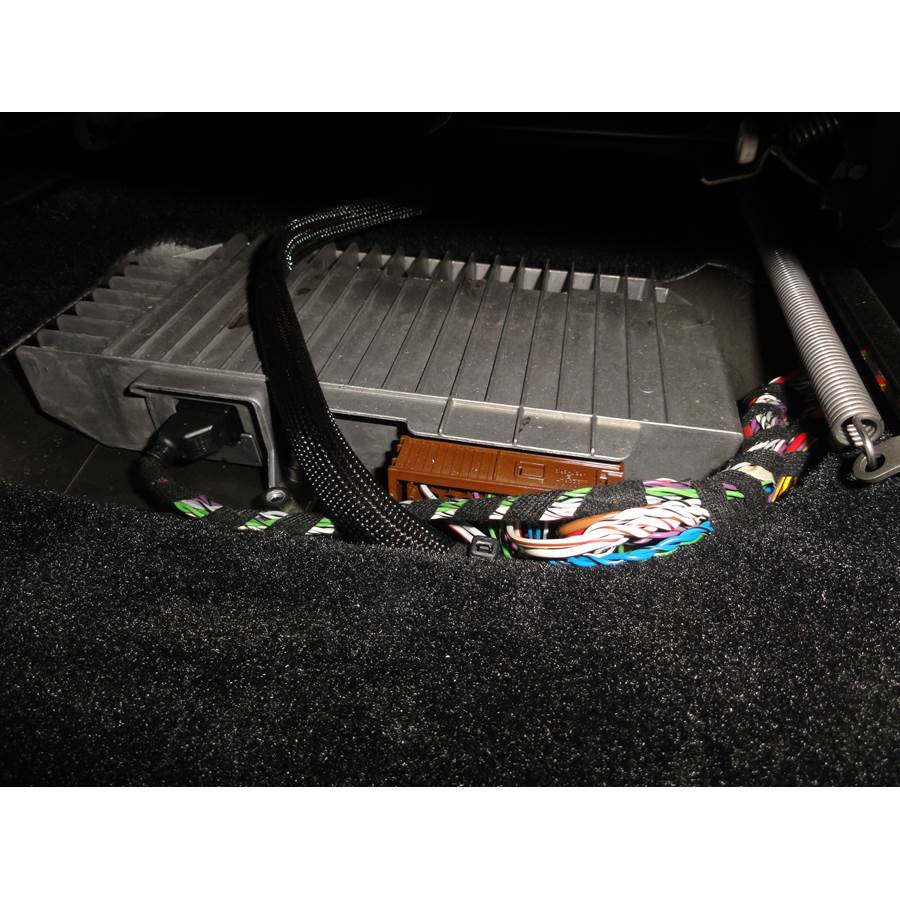 2011 Porsche Cayman Factory amplifier