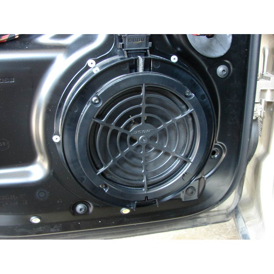 2004 Porsche Cayenne Rear door woofer