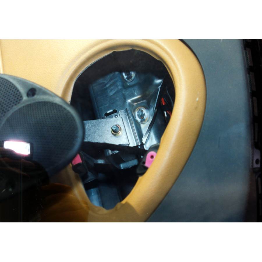 2003 Porsche Boxster Dash speaker removed