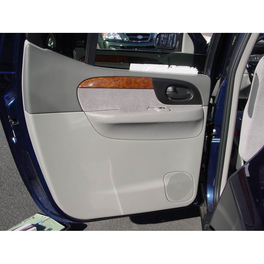 2005 Isuzu Ascender Rear door speaker location