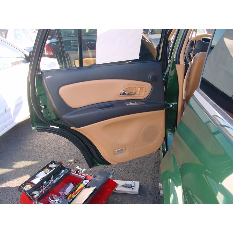 2002 Isuzu Axiom Rear door speaker location