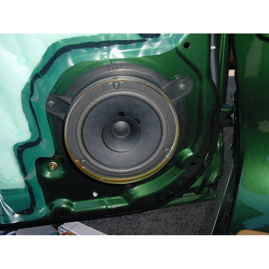 2004 Isuzu Axiom Rear door woofer