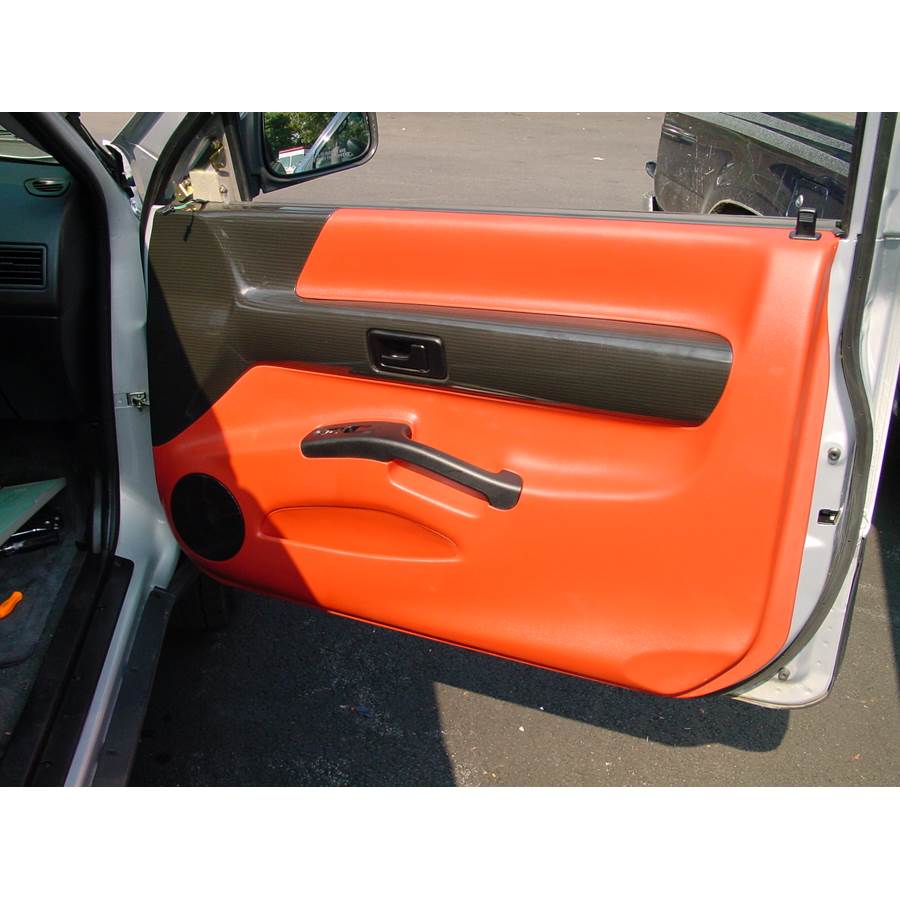 1999 Isuzu VehiCROSS Front door speaker location