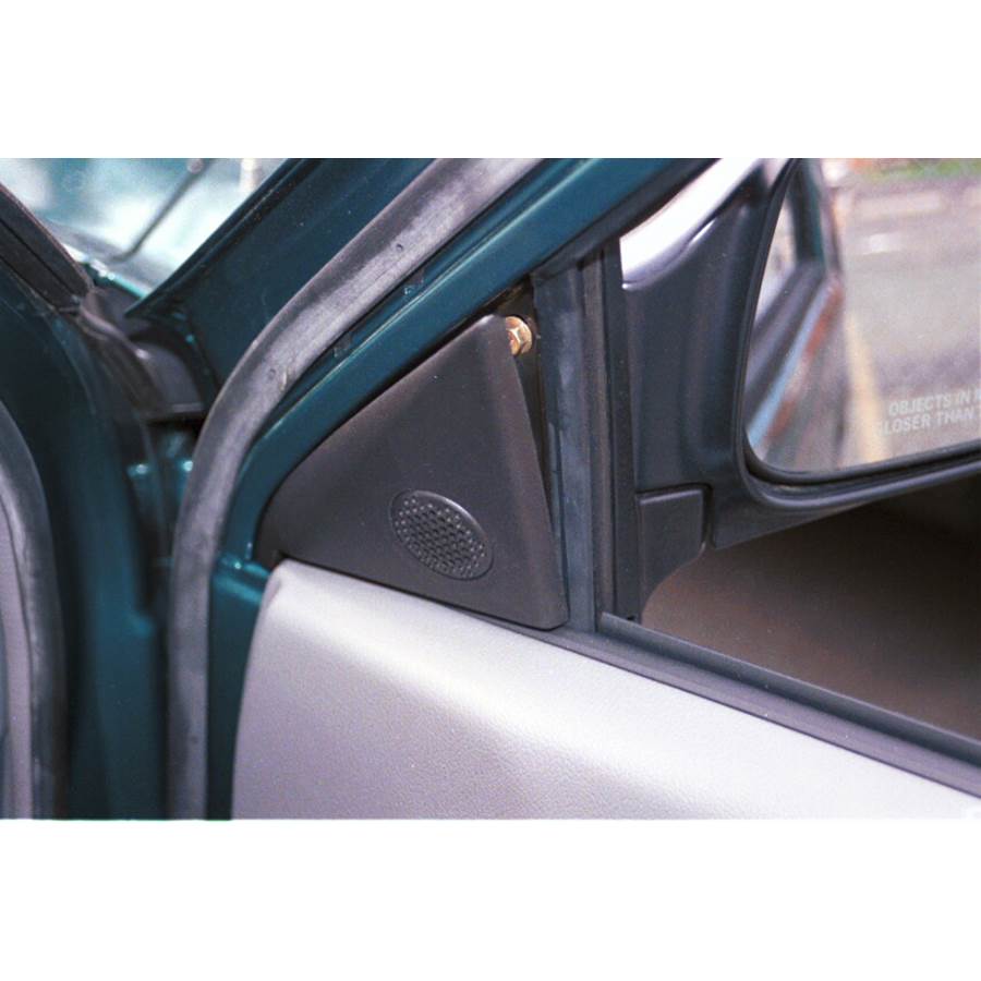 1996 Isuzu Rodeo Front door tweeter location