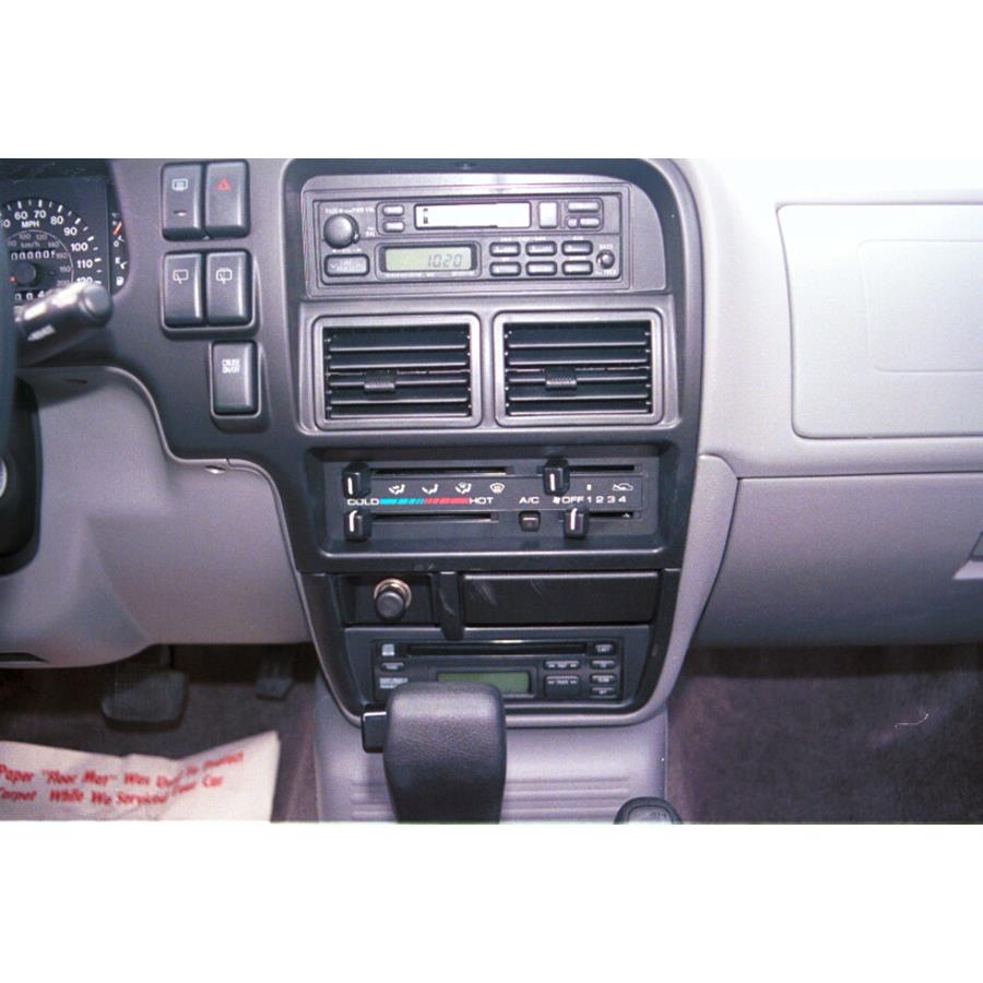 1997 Isuzu Rodeo Factory Radio