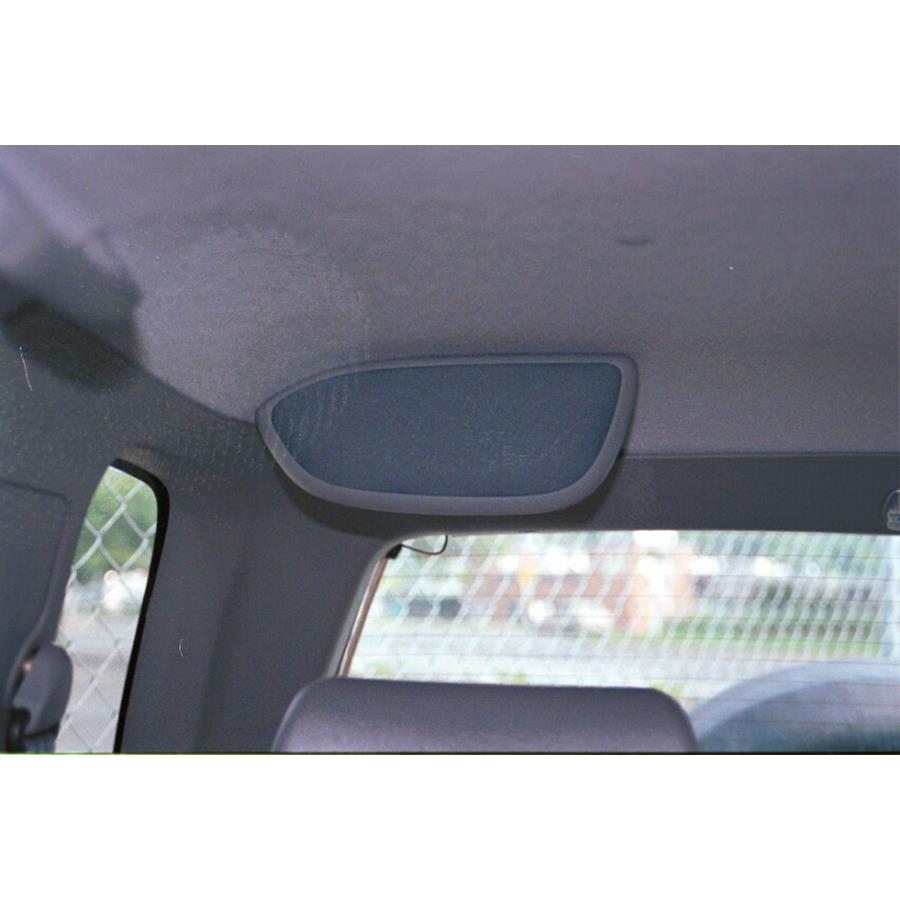 1997 Isuzu Rodeo Rear pillar speaker location