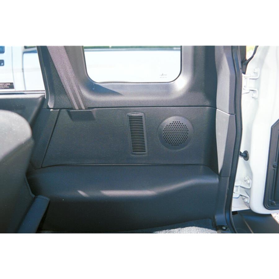 1997 Geo Tracker Far-rear side speaker location