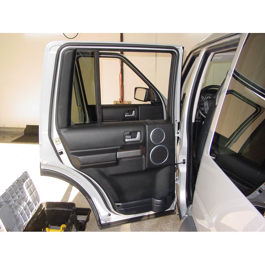2005 Land Rover LR3 Rear door speaker location
