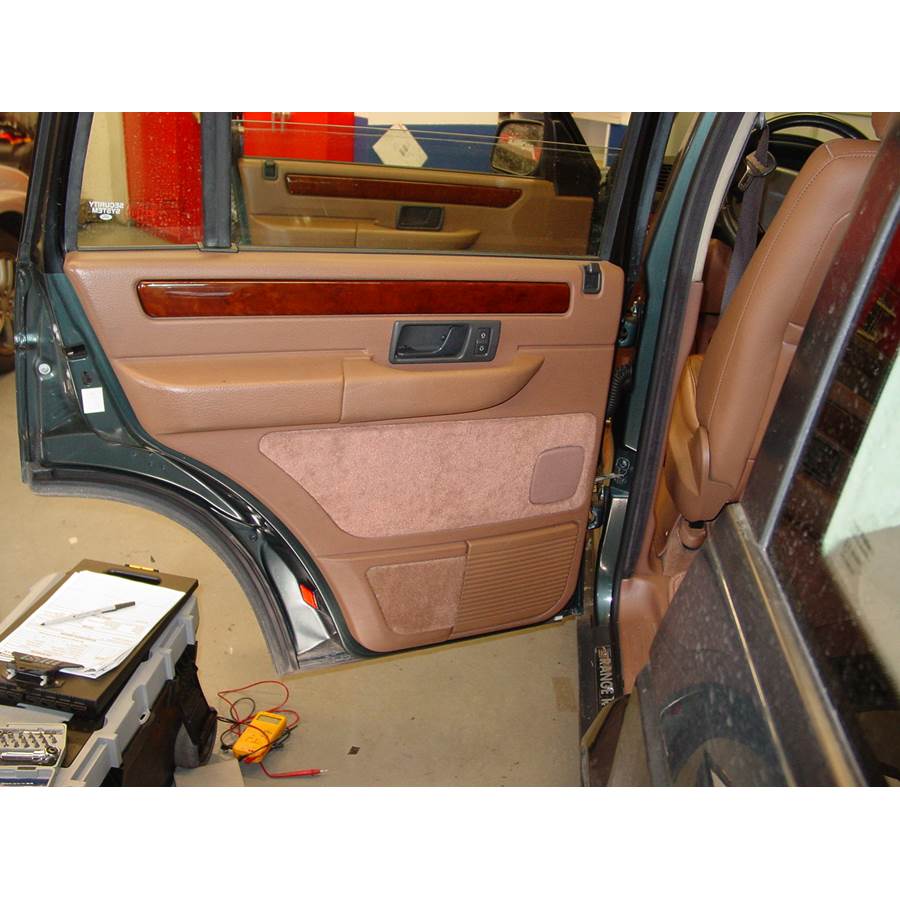 1998 Land Rover Range Rover Rear door speaker location