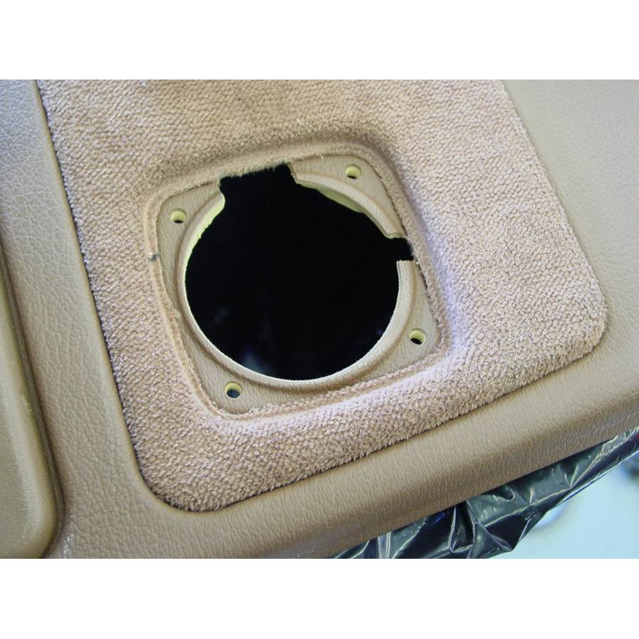 1998 Land Rover Range Rover Rear door tweeter removed