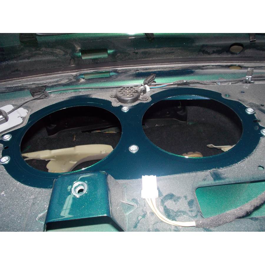 2007 Jaguar X-Type Rear deck speaker removed